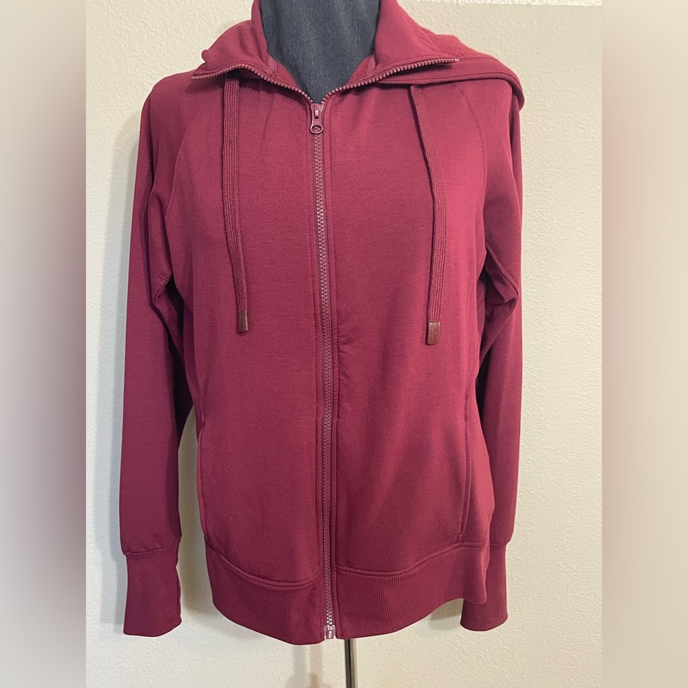 Danskin Maroon Zip-Up Jacket women’s medium